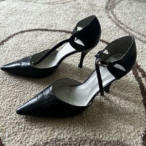 BCBGirls size 8 dressy heels